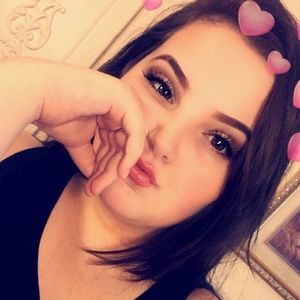 Meet your Posher, Ashlyn